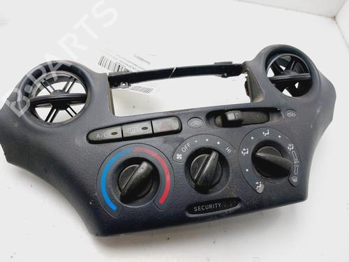 Used Climate control TOYOTA YARIS (_P1_) 1.0 (SCP10_, SCP10R) (68 hp) 19309352