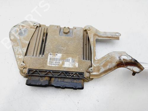 Used Engine control unit (ECU) TOYOTA YARIS (_P9_) 1.4 D-4D (NLP90_, NLP90R) (90 hp) 30438144
