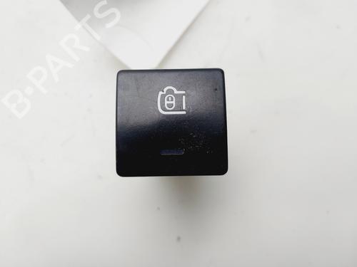 Used Switch PEUGEOT PARTNER Box Body/MPV [2008-2025]  30680985