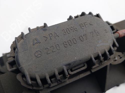 Tailgate lock MERCEDES-BENZ S-CLASS (W220, V220) S 320 CDI (220.025, 220.125) | BP32455667C101