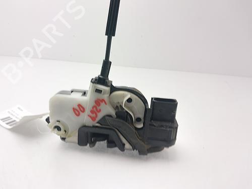 Høyre foran lås CHEVROLET CRUZE Hatchback (J305) 2.0 CDI (163 hp) 31091170