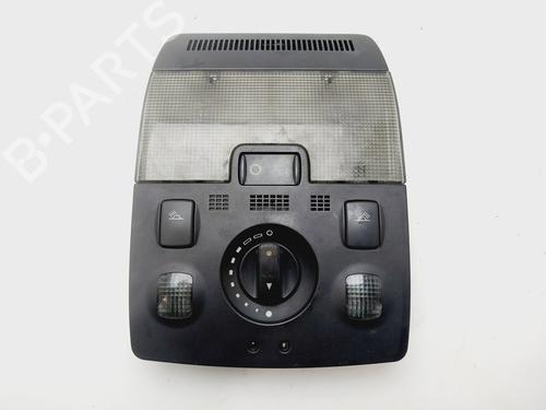 Used Interior roof light AUDI A4 B7 (8EC) 2.0 TDI 16V (140 hp) 31124438
