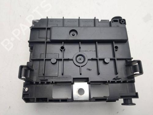 Caja reles / fusibles Caja reles / fusibles 39504458 39504458