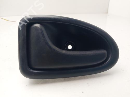 Used Front left interior door handle Front left interior door handle RENAULT MEGANE I Classic (LA0/1_) 1.9 D (LA0A, LA0U, LA0R) (64 hp) 36384496 36384496