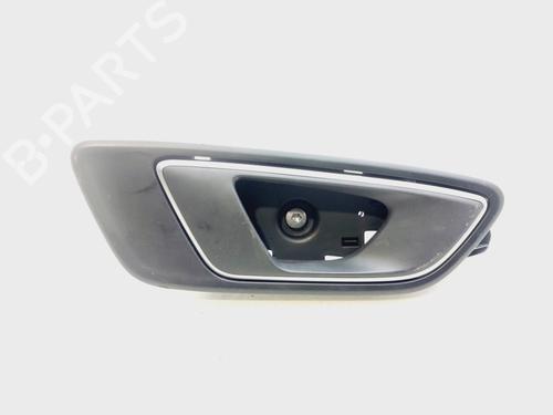 Used Front right interior door handle SEAT ATECA (KH7, KHP) [2016-2025]  22898864