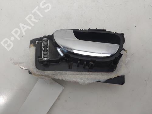 Venstre bagtil invendig håndtag Venstre bagtil invendig håndtag PEUGEOT 307 (3A/C) 2.0 HDi 90 (90 hp) 36418924 36418924