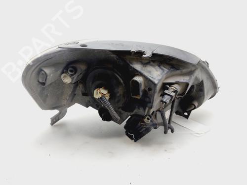 Right headlight VW FOX Hatchback (5Z1, 5Z3, 5Z4) 1.2 | BP32046170C29 