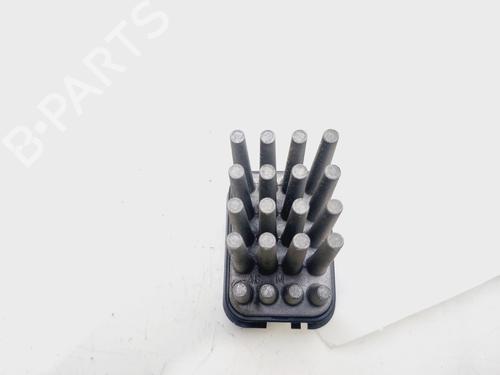 Used Heater resistor OPEL ZAFIRA A MPV (T98) [1999-2006]  27512027