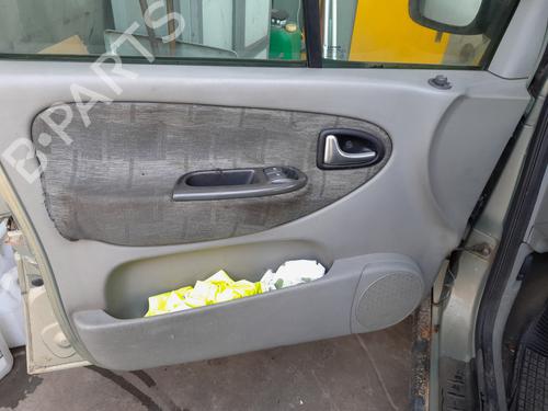 Right taillight RENAULT SCÉNIC I MPV (JA0/1_, FA0_) 1.9 dCi RX4 | BP10912463C35