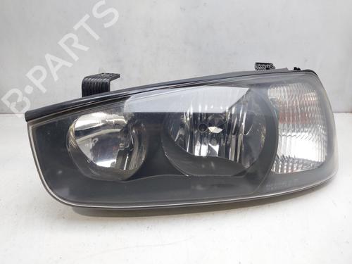 Used Left headlight HYUNDAI ELANTRA III (XD) 1.6 (107 hp) 16362702