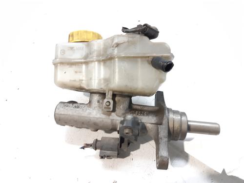 Used Brake master cylinder SKODA FABIA I (6Y2) 1.4 (60 hp) 8937403
