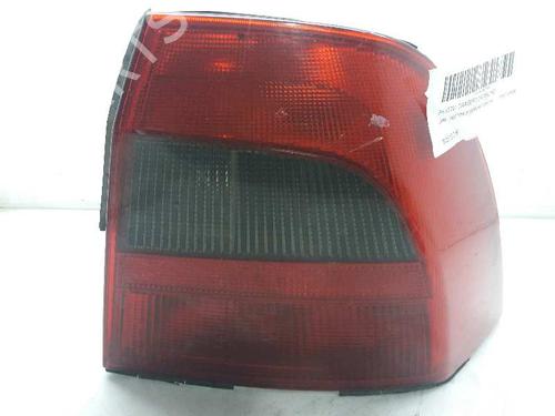 Used Right taillight OPEL VECTRA B (J96) 1.6 i 16V (F19) (100 hp) 3344350