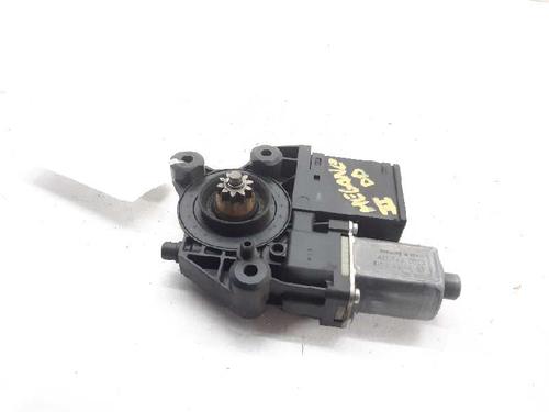 Used Right front window motor RENAULT MEGANE III Hatchback (BZ0/1_, B3_) 1.5 dCi (86 hp) 6137762