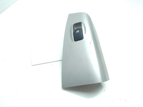 Used Left rear window switch KIA SPORTAGE II (JE_, KM_) [2004-2011]  26572637