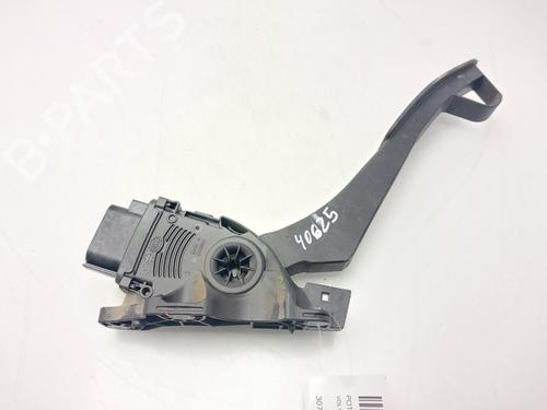 Used Pedal Pedal VOLVO XC90 I (275) D5 AWD (185 hp) 32707942 32707942