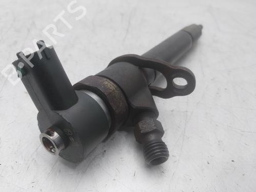 Injector VOLVO S60 I (384) D5 | BP37459560M100 - Image 4