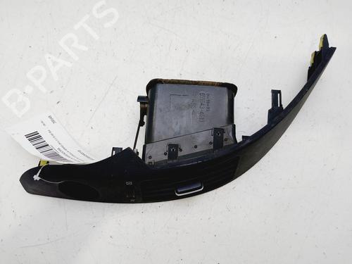 Air vent TOYOTA COROLLA Verso (ZER_, ZZE12_, R1_) 2.2 D-4D (AUR10_, AUR10R) | BP29600565I21 