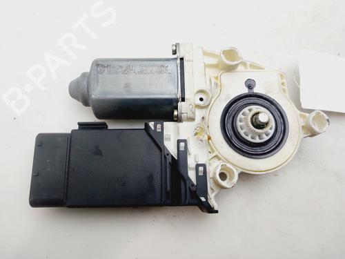 Used Right front window motor Right front window motor SEAT TOLEDO II (1M2) 1.9 TDI (110 hp) 32479261 32479261