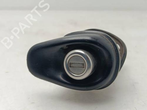 Used Tailgate handle Tailgate handle 39513727 39513727