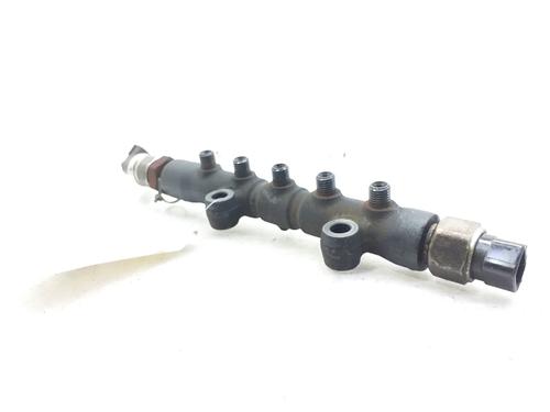 Used Injection rail TOYOTA COROLLA Verso (ZER_, ZZE12_, R1_) 2.0 D-4D (CUR10_, CUR10R) (116 hp) 26979249