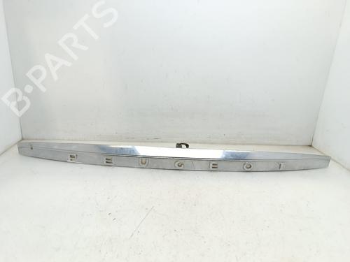 Used Tailgate handle Tailgate handle 37690166 37690166