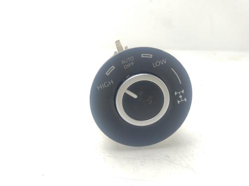 Pulsantiera VW TOUAREG (7LA, 7L6, 7L7) 2.5 R5 TDI (174 hp) 30263681