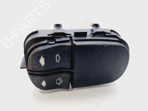 Used Left front window switch FORD FOCUS I (DAW, DBW) 1.8 TDCi (100 hp) 30313760