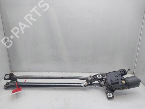 Used Front wiper motor VOLVO S40 II (544) 2.0 D (136 hp) 17900499