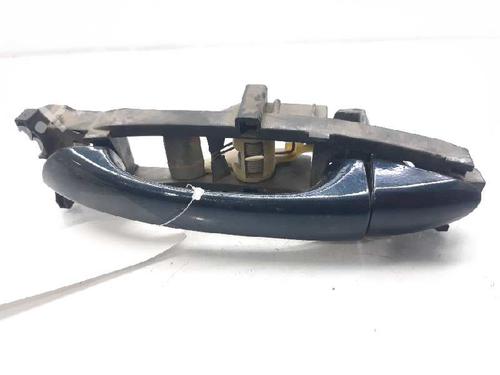 Used Rear left exterior door handle MERCEDES-BENZ C-CLASS (W203) C 220 CDI (203.008) (150 hp) 6891237