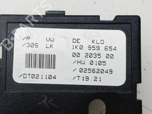 Electronic module VW GOLF V (1K1) | BP30153065M83