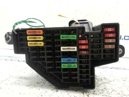 Used Fuse box SEAT LEON (1P1) 1.9 TDI (105 hp) 2865569