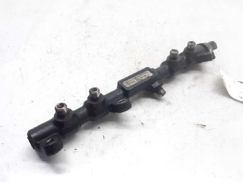 Used Injection rail FORD MONDEO III Saloon (B4Y) 2.0 TDCi (130 hp) 6248691
