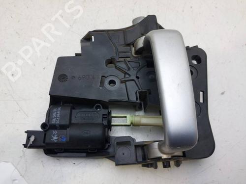 Used Front right interior door handle Front right interior door handle 39469249 39469249