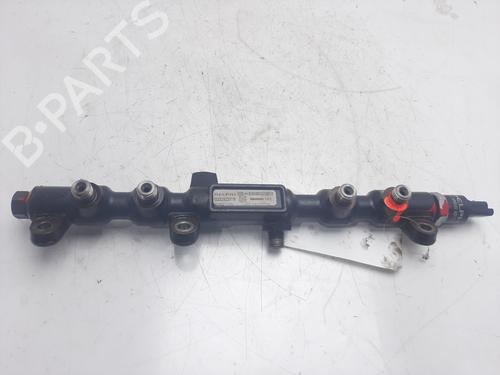 Used Injection rail FORD MONDEO III (B5Y) 2.0 TDCi (130 hp) 13716375