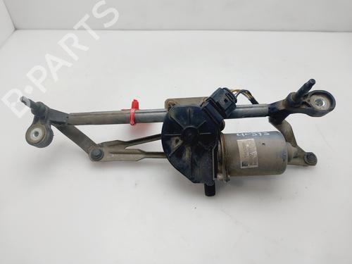 Used Front wiper motor OPEL CORSA E (X15) 1.3 CDTI (08, 68) (95 hp) 32337827