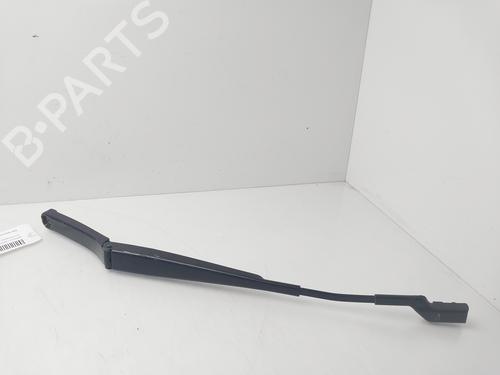 Used Front windshield wiper arm VW POLO V (6R1, 6C1) [2009-2022]  32312759