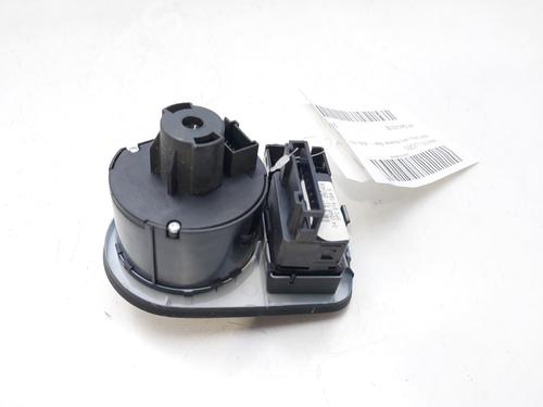 Headlight switch SEAT LEON (1P1) 1.9 TDI | BP13907105I24 