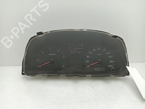 Used Instrument cluster HYUNDAI TERRACAN (HP) 2.9 CRDi 4WD (150 hp) 21776754