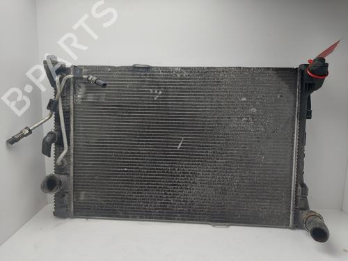 Used Water radiator MERCEDES-BENZ C-CLASS (W204) [2007-2015]  32411052