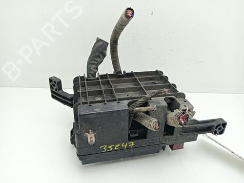 Used Fuse box KIA SPORTAGE II (JE_, KM_) 2.0 CRDi 4WD (113 hp) 22242167