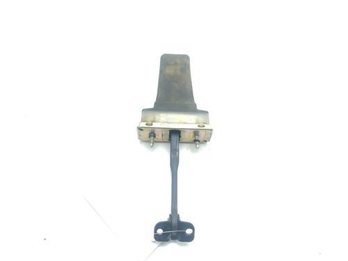 Used Hinge/Door check strap LAND ROVER DISCOVERY III (L319) [2004-2009]  26873514