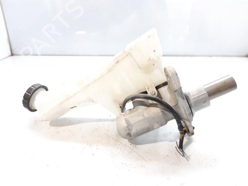 Brake master cylinder MERCEDES-BENZ GLA-CLASS (X156) GLA 200 CDI / d (156.908) | BP9208252M77 
