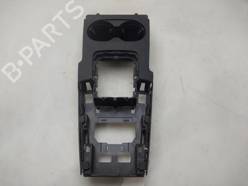 Used Middle console Middle console 37447559 37447559