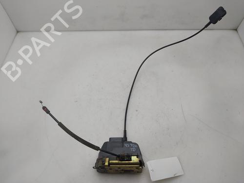 Cerradura puerta trasera derecha Cerradura puerta trasera derecha 38284155 38284155