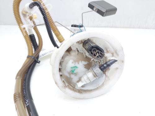 Used Fuel pump BMW X1 (E84) sDrive 18 i (150 hp) 12418959
