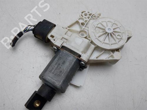 Used Right front window motor Right front window motor 38757618 38757618
