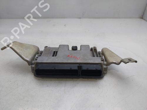 Engine control unit (ECU) TOYOTA YARIS (_P13_) 1.0 (KSP130_, KSP130) | BP17243196M57 