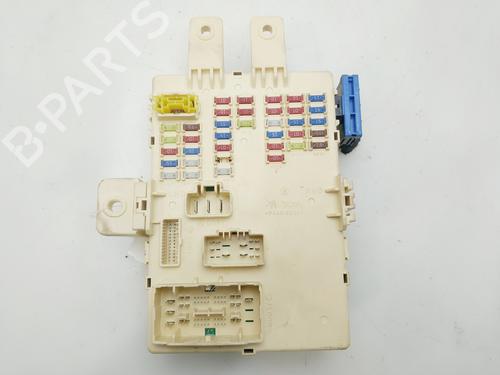 Used Fuse box KIA SPORTAGE III (SL) 1.7 CRDi (116 hp) 29127441