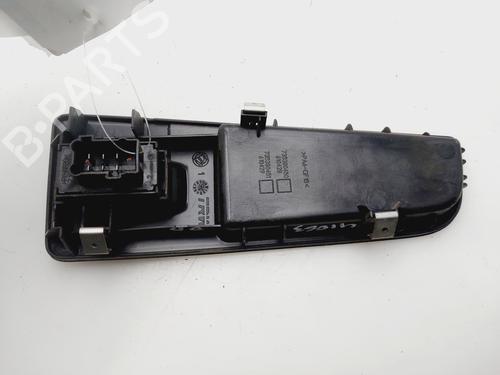 Right front window switch FIAT GRANDE PUNTO (199_) 1.3 D Multijet | BP33039408I26 - Image 4