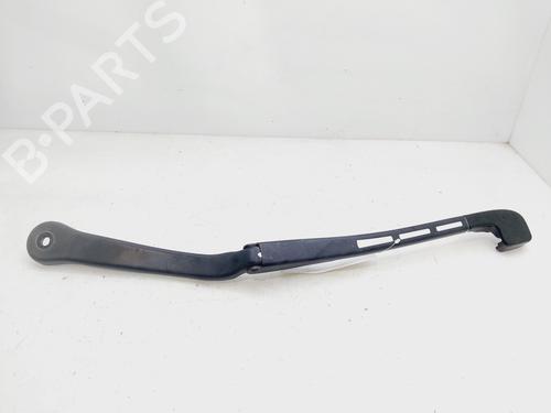 Used Front windshield wiper arm BMW 3 (E90) 320 d (163 hp) 23553147